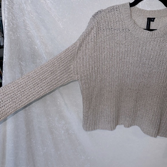 Moon and Madison sweater - Picture 3 of 4